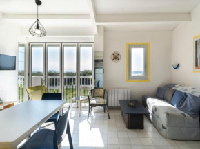 1 Bedroom and Alcove Apartment for 5